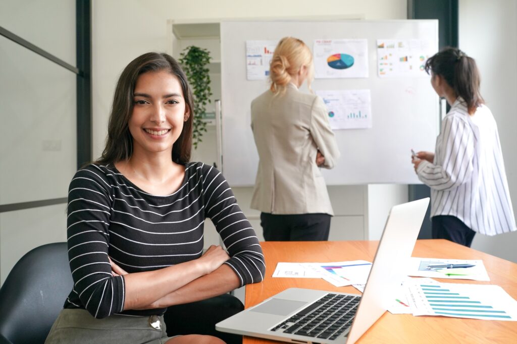 Modern companies encourage cultural diversity in their human resources